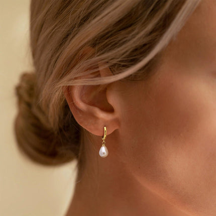 Europe and the United States cross-border hot-selling stainless steel 18k gold plating water drop shape pearl earrings high ladies earrings earrings