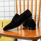 Black / 38
