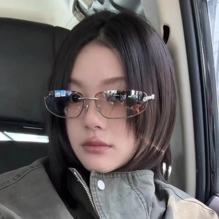European and American Fashion Metal Frame Water silver Sunglasses Women's Distinctive Street Shoot Concave Style Hot Girl Face Shown Small Retro Sunglasses