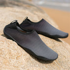 Black / 35