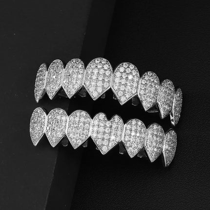 Christmas Cross-Border Hip-Hop Braces Copper Inlaid with Zirconium Electroplating 14K Gold Tooth Jewelry European and American Trendyy Heart-Shaped Pointed Braces