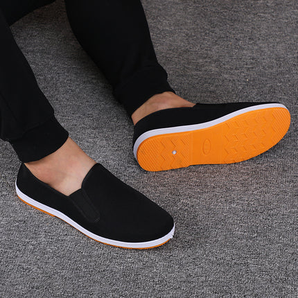Factory direct old Beijing cloth shoes men's wholesale middle-aged and old men's traditional black cloth shoes