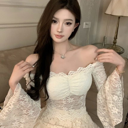 Spring Pure Desire Trumpet Sleeve Tight Waist Slimming Self-contained Chest Pad Figure Navel Short Lace Top Base Shirt