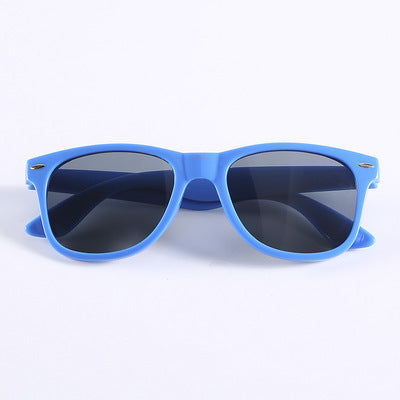 New Trendy Rivet Sunglasses for Women, Stylish Black Retro Men's Sunglasses, Sunshade and Uv Protection Pc Sunglasses Wholesale