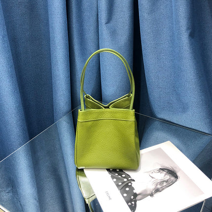 Factory wholesale New Korean version of leather small square bag Joker sheepskin bucket bag niche fashion underarm portable women's bag