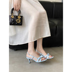 Light blue / 35