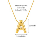 A necklace / Gold - with chain
