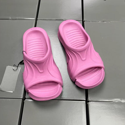 Paris Classic Slippers, Leaky Toe Wading Rubber Slippers, Same Style for Men and Women, Perfect Fit for Foot Shape