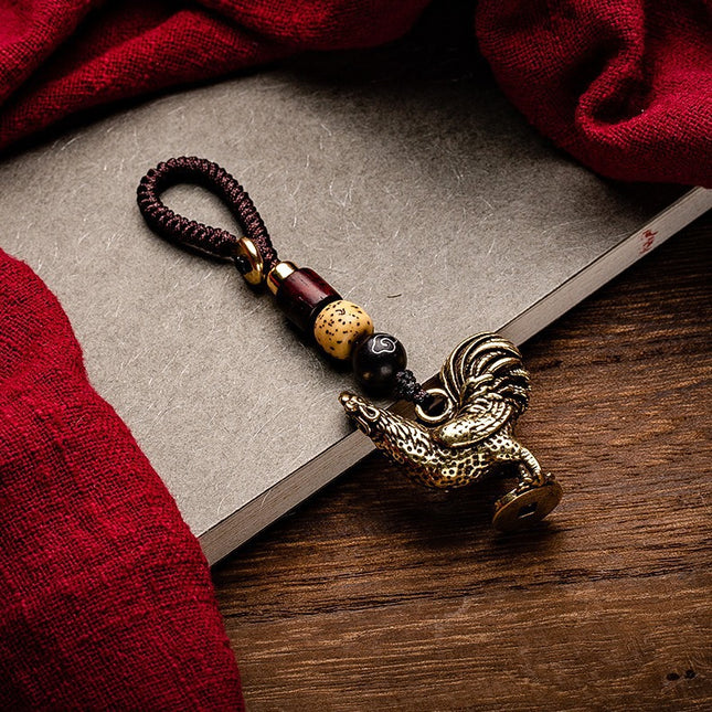 Creative Brass Zodiac Zodiac Chicken Car Keychain Pendant Step on Yuanbao Chicken Woven Rope Pendant Accessories