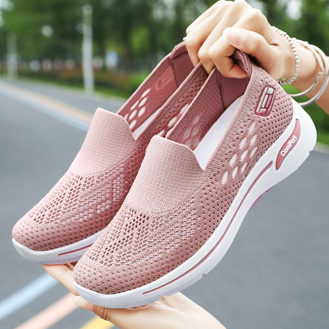 Mom's Shoes 2026 Summer New Mesh Shoes for Women, Middle-Aged and Elderly Walking Shoes, Breathable Casual Shoes, Old Beijing Cloth Shoes