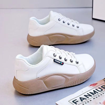 Low-Top White Sneakers for Female Students, 2025 Autumn New Style, Lightweight, Versatile, Sporty, Fashionable Leather Upper, Thick-Soled Casual Sneakers