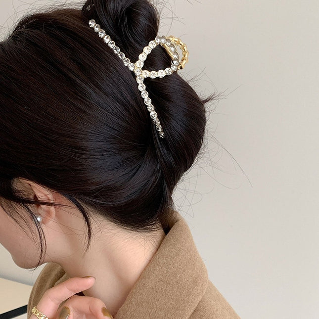 Korean-style Rhinestone Metal Pearl Grab Clip Women's New Large High-end Sense Back Head Disc Shark Clip Headwear