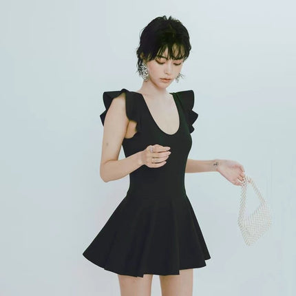 Manufacturers sell new hot spring swimwear sexy beautiful back belly cover slim black queen fan one-piece skirt swimsuit women