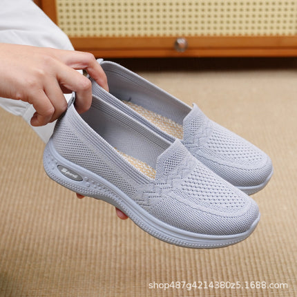 Summer New Women's Shoes, Sports, Breathable and Comfortable Fly-Knit Shoes, Low-Cut Hollow Old Beijing Cloth Shoes, One-Legged Women's Shoes