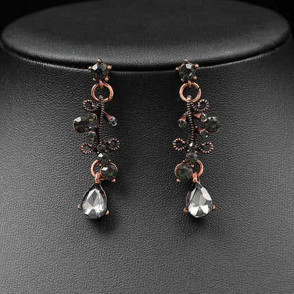 European and American Foreign Trade Jewelry Retro Jewelry Set Gemstone Necklace Clavicle Chain Cross-Border Female Leaf Water Drop Spot Straight Hair