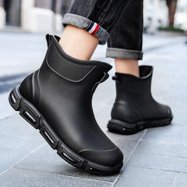 Trendy British Black Rain Boots, Rubber Shoes, Wading Short Boots, Contrasting Black and Red Chinese Style Shoes, Non-Slip and Waterproof Men's Short Boots