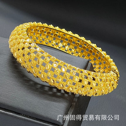 24K Gold Dubai Stereo Carved Buckle Bracelet Non-Fading Women's Middle East Dubai Jewelry Vietnamese Sand Gold Bracelet
