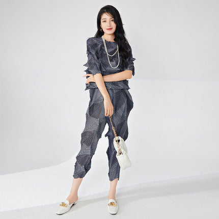 Miyake Fashion suit Women's High-end Spring Irregular T-shirt Top Design Casual Pants Two-piece Fashionable Set