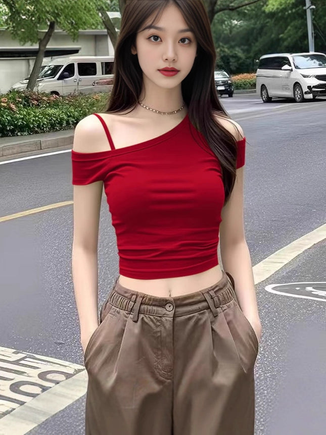 New Style Pure Desire Short Crop Top for Hot Girls, One-Shoulder Black Asymmetrical Neckline, Unique and Chic Small Top, Women's Summer Short-Sleeve T-Shirt