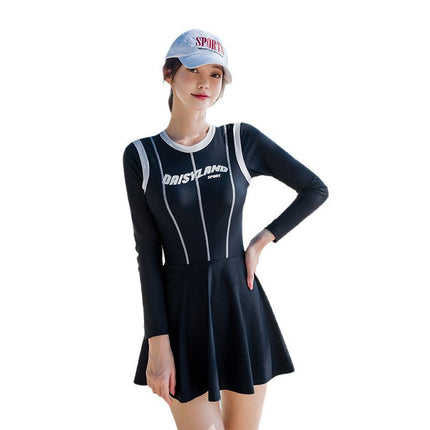Swimsuit for Women, Adult One-Piece Long-Sleeved Sun Protection, Conservative Slimming Look Belly-Covering Women's Swimsuit Training Sports Hot Spring Swimsuit