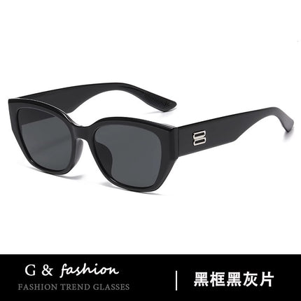 2025 New Large-Frame Sunglasses for Women, High-End Beach Style, Trendy Influencer Style, Street Photography, Slimming Effect for Square and Round Faces