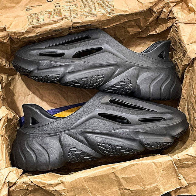 2023 New Men's Sandals Casual Garden Shoes Men's Outdoor Slippers Breathable Hole Shoes Men's Thick Sole Beach Shoes for Men