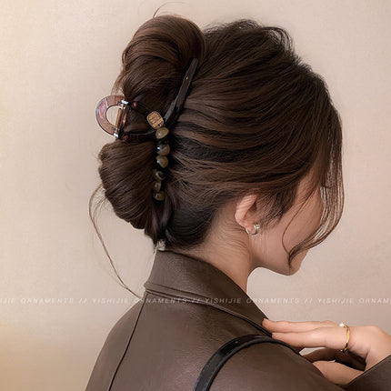 2025 New Style Hair Claw Clip for Women, Large Size for Thick Hair, Hairpin for the Back of the Head, Shark Clip, Versatile Heart-Shaped Hair Accessory