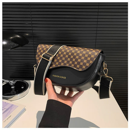 2025 New Retro Texture Small Bag Women's Popular Versatile Crossbody Bag Fashionable Shoulder Underarm Bag Saddle Bag