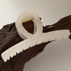 Rice apricot color one-word grip clip