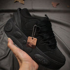 All black / 45