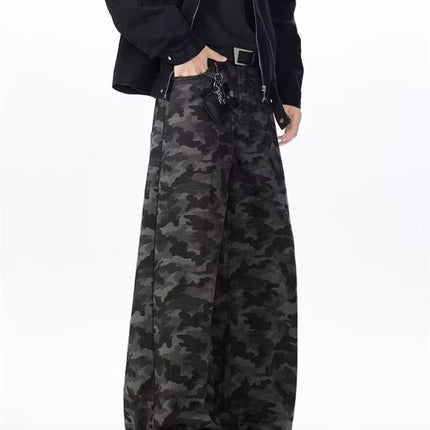 Camouflage Jeans for Men, Washed and Distressed, American Hip-Hop Style, Stylish Curved Knife Pants, Loose and Versatile Floor-Length Pants