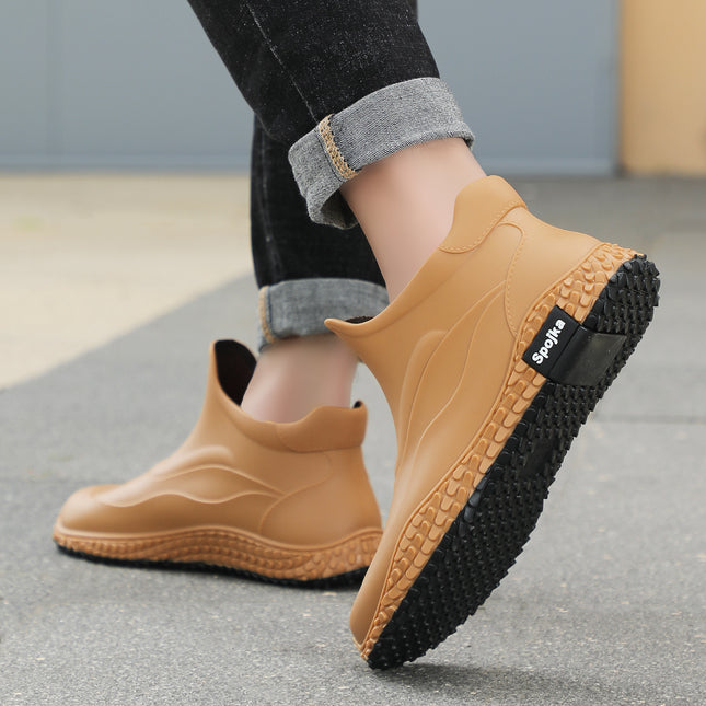2026 New Men's Rain Boots Waterproof Non-Slip Short Style Fashionable Korean Version Rider Rain Boots Kitchen Work Water Shoes
