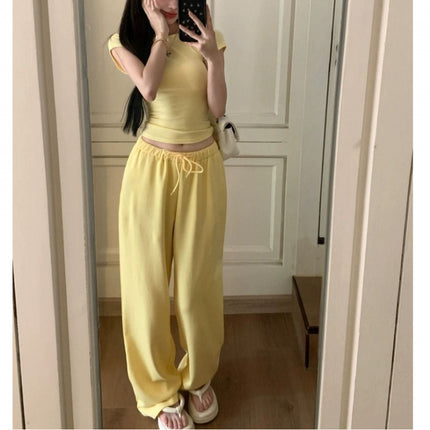Hot Girl Hits the Street Casual Sports Yellow Suit Women's Summer 2025 New Short-Sleeved Shirt Wide-Leg Pants Two-Piece Set