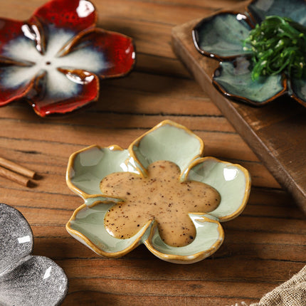 Retro Japanese Ceramic Plate Flower-Shaped Small Plate Creative Flavor Plate Dipping Plate Small Dish Multi-Color Kiln-Turned Plate
