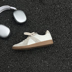 Off-white / 35
