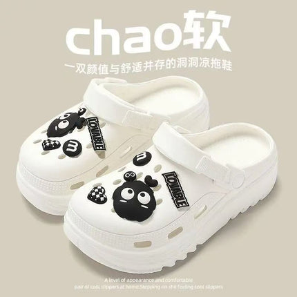 25 New Styles of Croc Shoes for Women, Summer Casual Fashion, Thick Soles for Going Out, Versatile, Non-Slip, Comfortable and Breathable, Men's Wholesale Cartoon