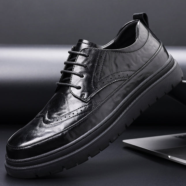 2023 New Spring Men's Shoes Work Breathable Men's Business Casual Brock Black Small Leather Shoes All-match Trendy Shoes