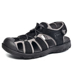 Black / 40