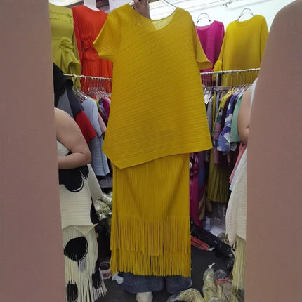 Spring and Summer New Red Niche Design High-end Cake Skirt High Waist Hip Long Skirt Small Tassel Skirt