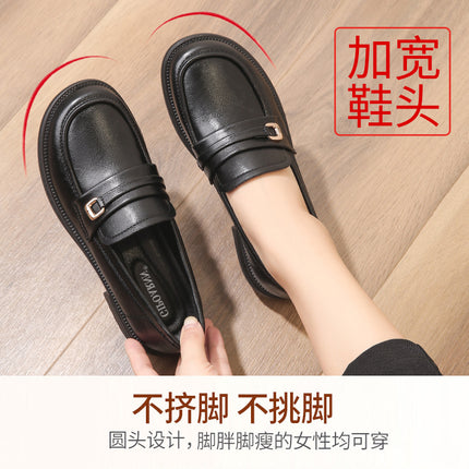 Mom's Shoes with Soft Soles, Comfortable Single Shoes for Middle-Aged and Elderly Women, New 2026 Flat Non-Slip Leather Shoes for Spring and Autumn