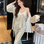 018 green background small red flower three-piece set / M