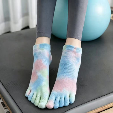 Toesox quality new gradient yoga socks tie-dyed backless five-finger socks sports pilates dispensing non-slip socks