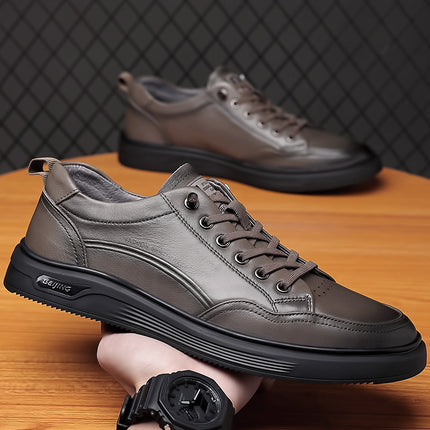 Board shoes men's 2023 spring new leather shoes casual comfortable soft bottom wholesale handmade men's shoes trend all-match Sports