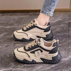 Black + [low-top model] / 35 standard sports code