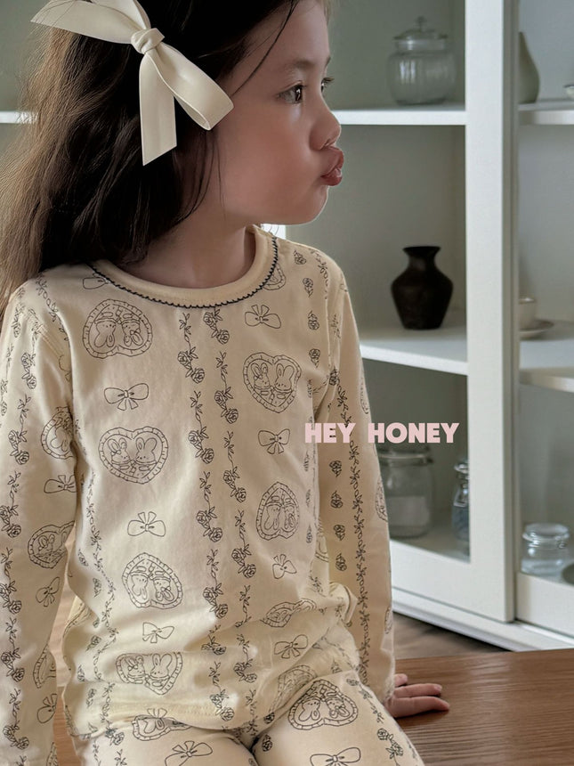 Spot Large and Small Roll Heyhoney24 Lycra Cotton Boys and Girls Autumn Clothes Intimates Printed Home Clothes Pajamas Two-Piece Set