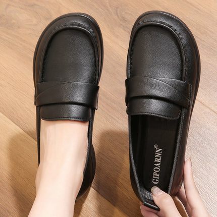 Mom's Shoes for Spring and Autumn, Comfortable and Non-Tiring, with Non-Slip Soft Soles for Middle-Aged and Elderly Women, 2026 New Model, Flat Leather Shoes for Middle-Aged Women