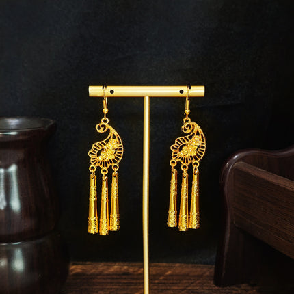 Ethnic Peacock Earrings Golden Bell Tassel Earrings Bohemian Leaf Pendant Scenic Earrings Wholesale