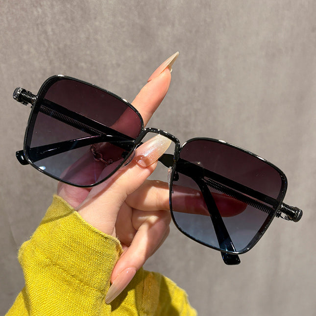 Cross-Border Popular Steampunk Sunglasses Metal Versatile Fashion Trend Hip-Hop Spring Leg Sunglasses Manufacturer Wholesale