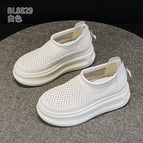 Creamy-white / 34