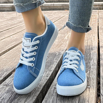 Large Size White Sneakers for Women 2026 New Popular Summer Flat Casual Versatile Sneakers with Soft Soles and Breathable Canvas Shoes